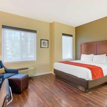 Comfort Inn & Suites Near Ontario Airport Extérieur photo