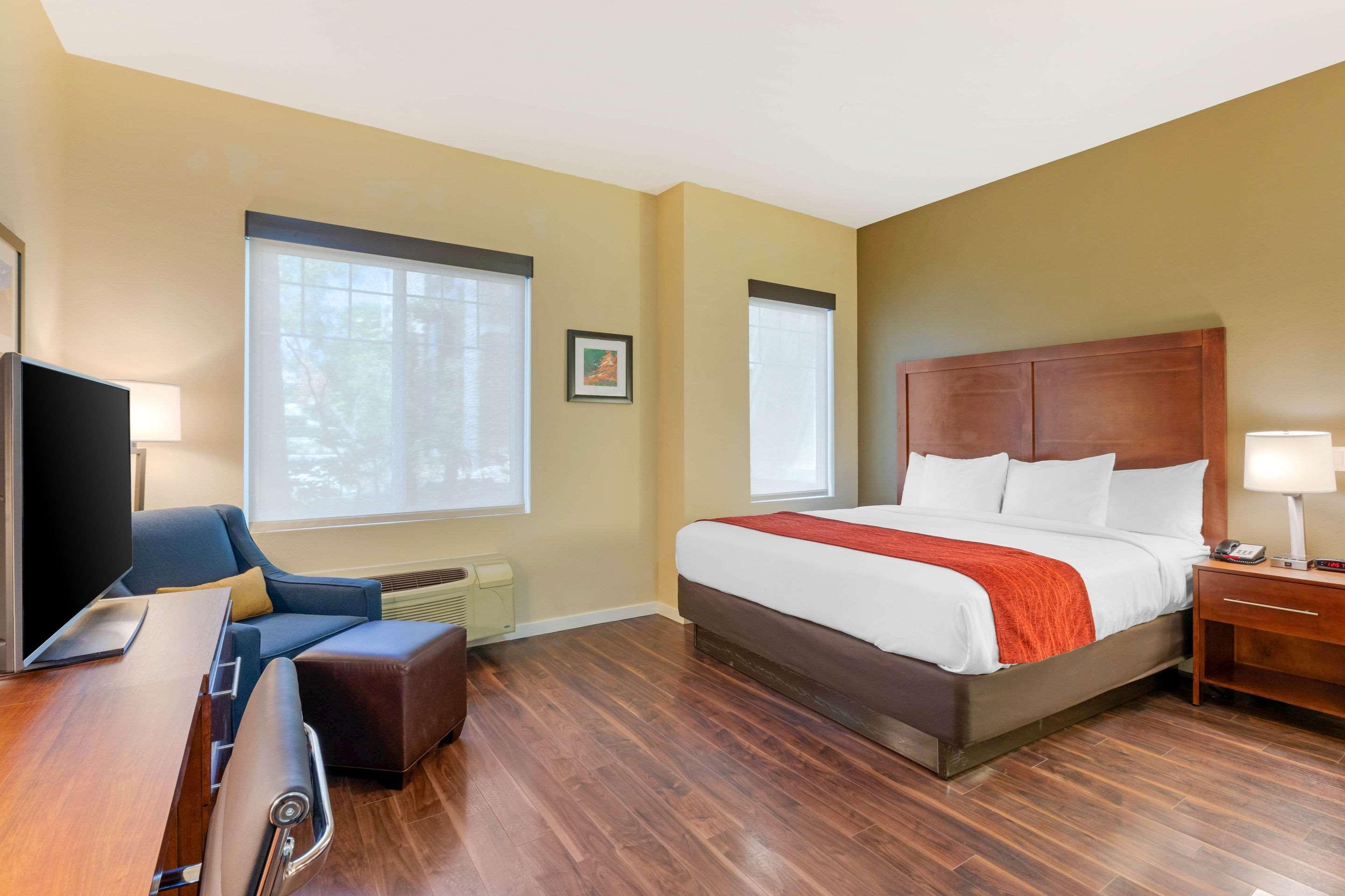 Comfort Inn & Suites Near Ontario Airport Extérieur photo