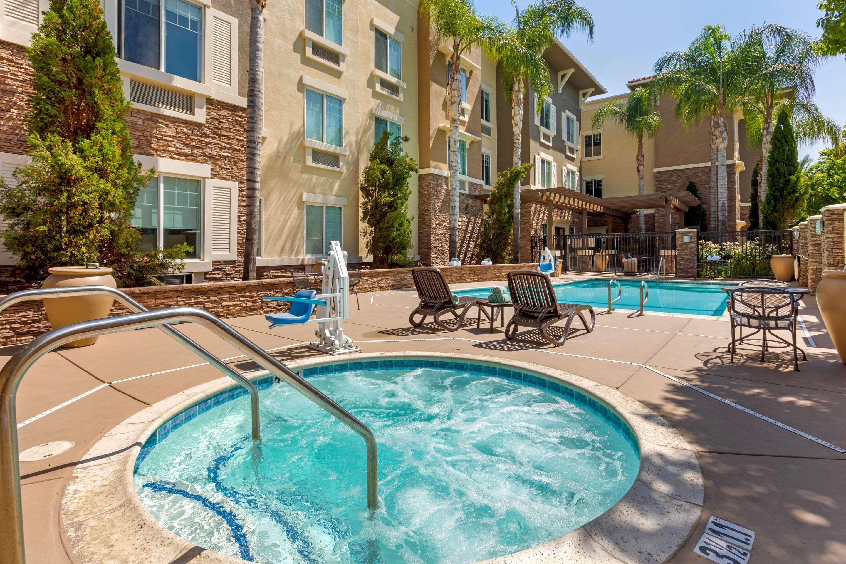 Comfort Inn & Suites Near Ontario Airport Extérieur photo