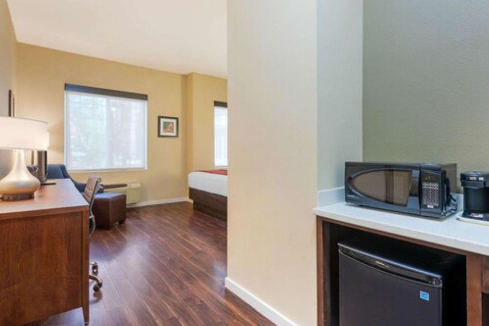 Comfort Inn & Suites Near Ontario Airport Extérieur photo