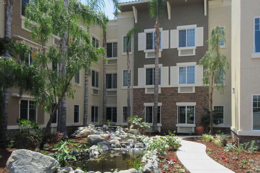 Comfort Inn & Suites Near Ontario Airport Extérieur photo