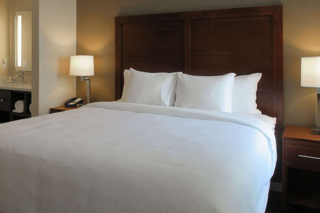 Comfort Inn & Suites Near Ontario Airport Chambre photo